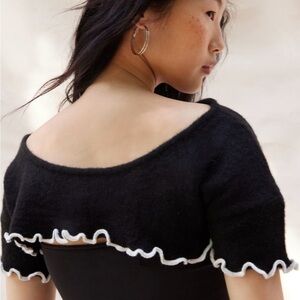 Urban Outfitters : Isa Short Sleeve Shrug Black Cardigan | Size : L/XL | NWT ✨🤍